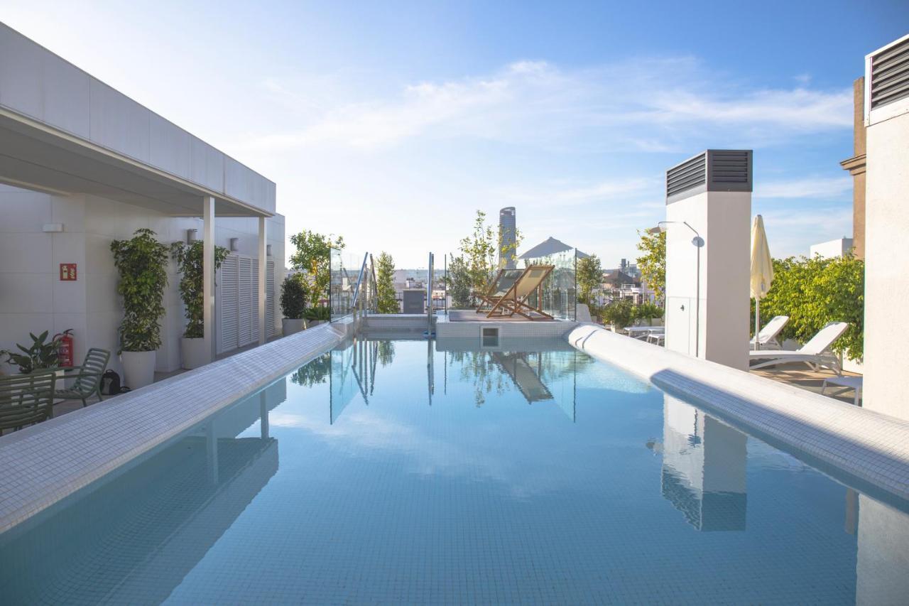 Nqn Aparts & Suites Sevilla Sevilha Exterior foto