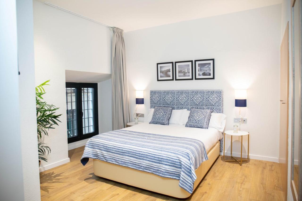 Nqn Aparts & Suites Sevilla Sevilha Exterior foto