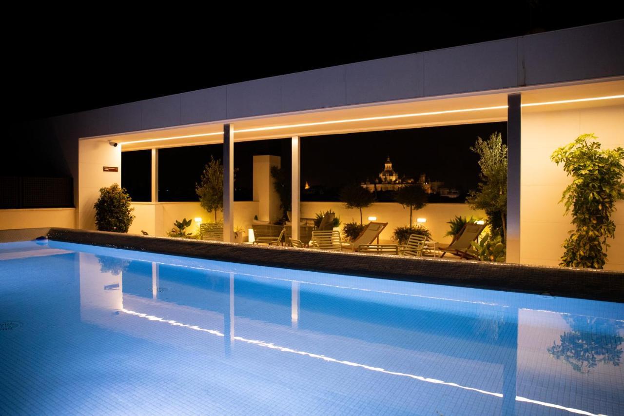 Nqn Aparts & Suites Sevilla Sevilha Exterior foto